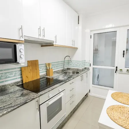 Ronda Muralla Apartment *
