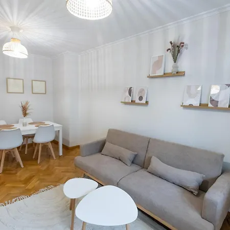 Apartment Ronda Muralla Lugo